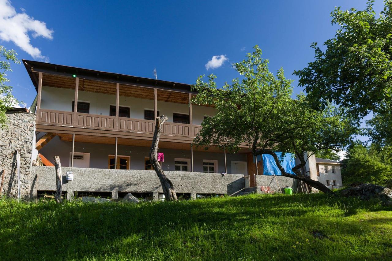 Mushkudiani Manor Hotel Mestia Ngoại thất bức ảnh